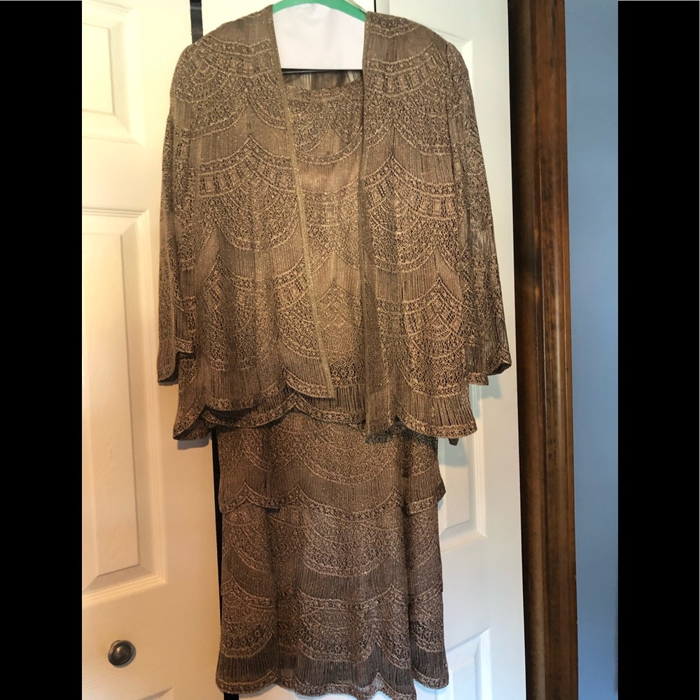 Boutique Gold fringe 3pc gown scalloped skirt